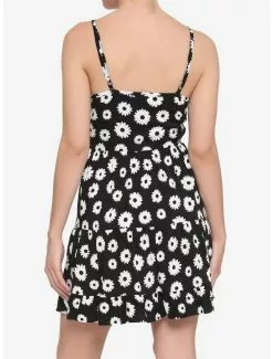 Black & White Daisy Tiered Dress -Hoodies And Sweaters Shop 17236363 av2